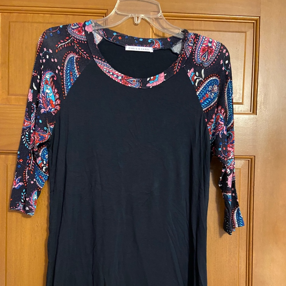 Navy blue top with 3/4 sleeves